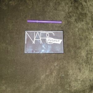 NARSissist Eyeshadow Palette with Belle En Argent Black Eyeliner